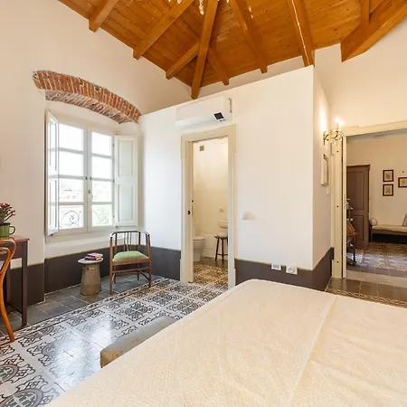 Palazzo Cherchi Bed & Breakfast Dorgali Exterior photo